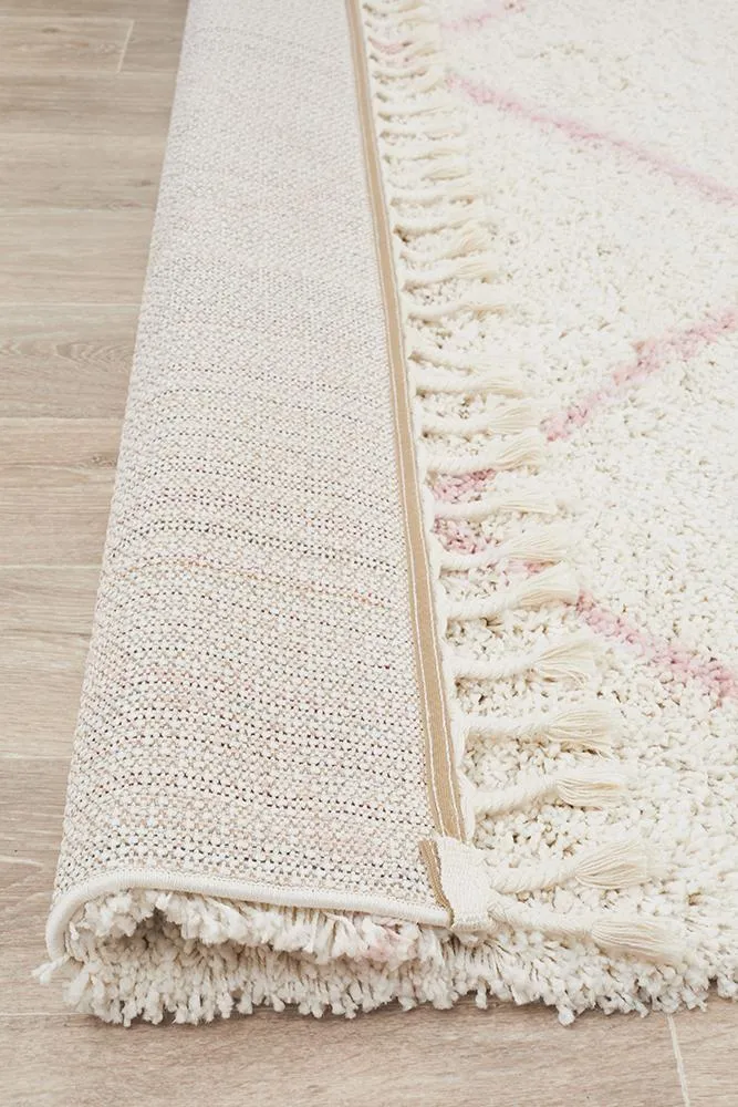 Bella Pink Fringed Rug-200X290M