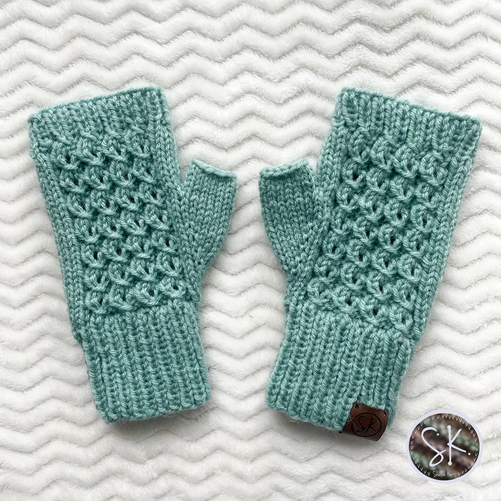 Berry Picker Fingerless Gloves / Fingerless Mittens