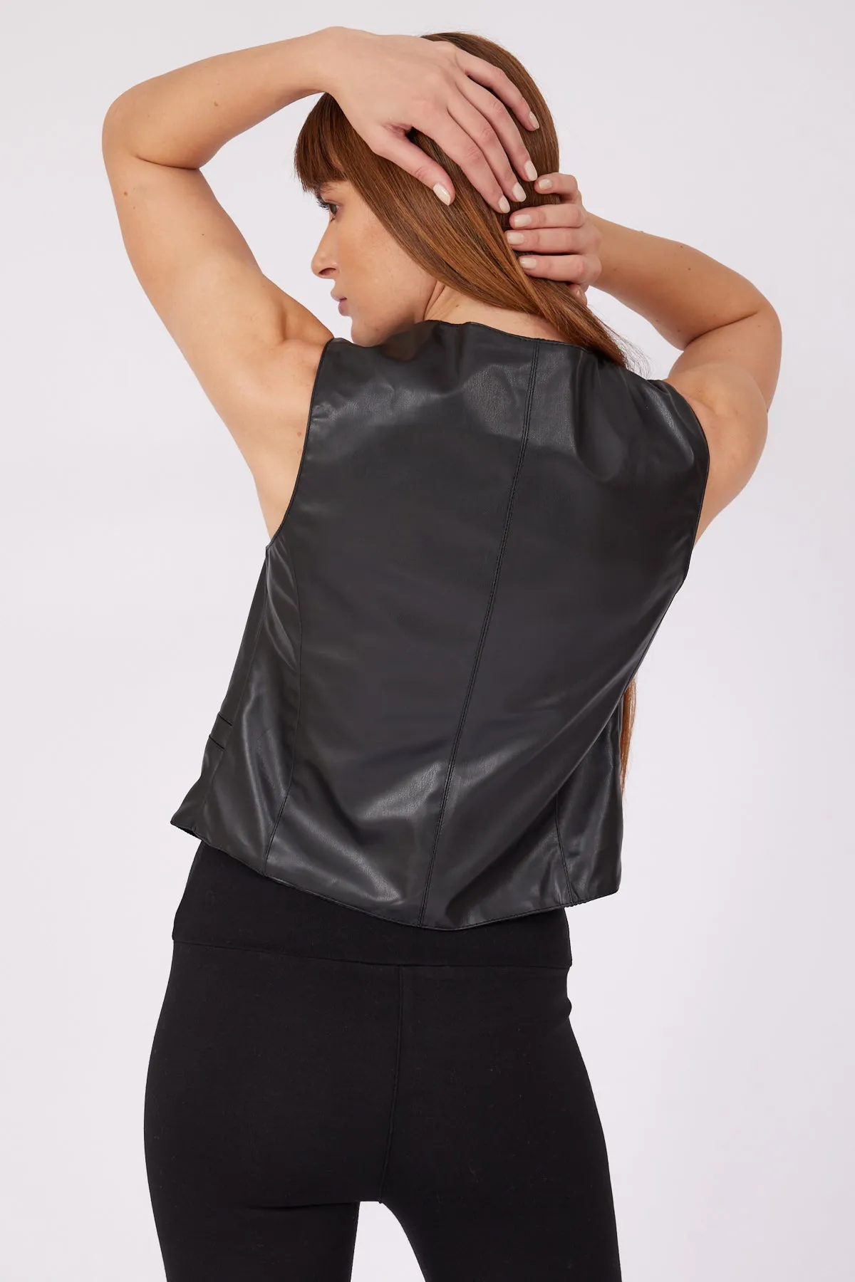 BLACK LEATHER MASCULINE VEST