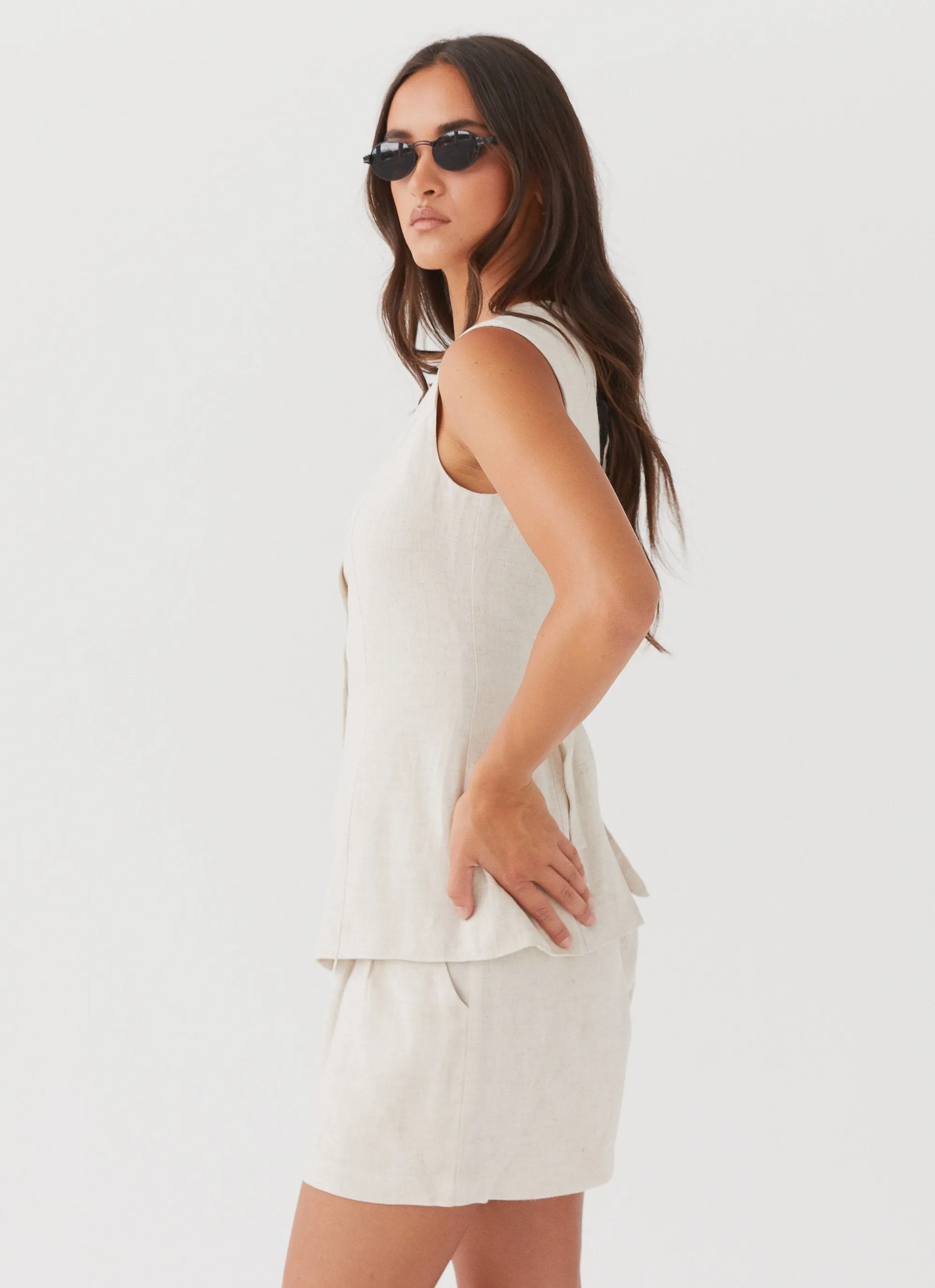 Born For Bordeaux Linen Vest - Oatmeal