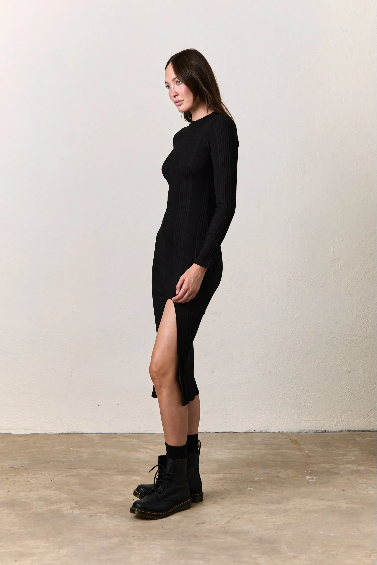 CARI RIB DRESS / BLACK