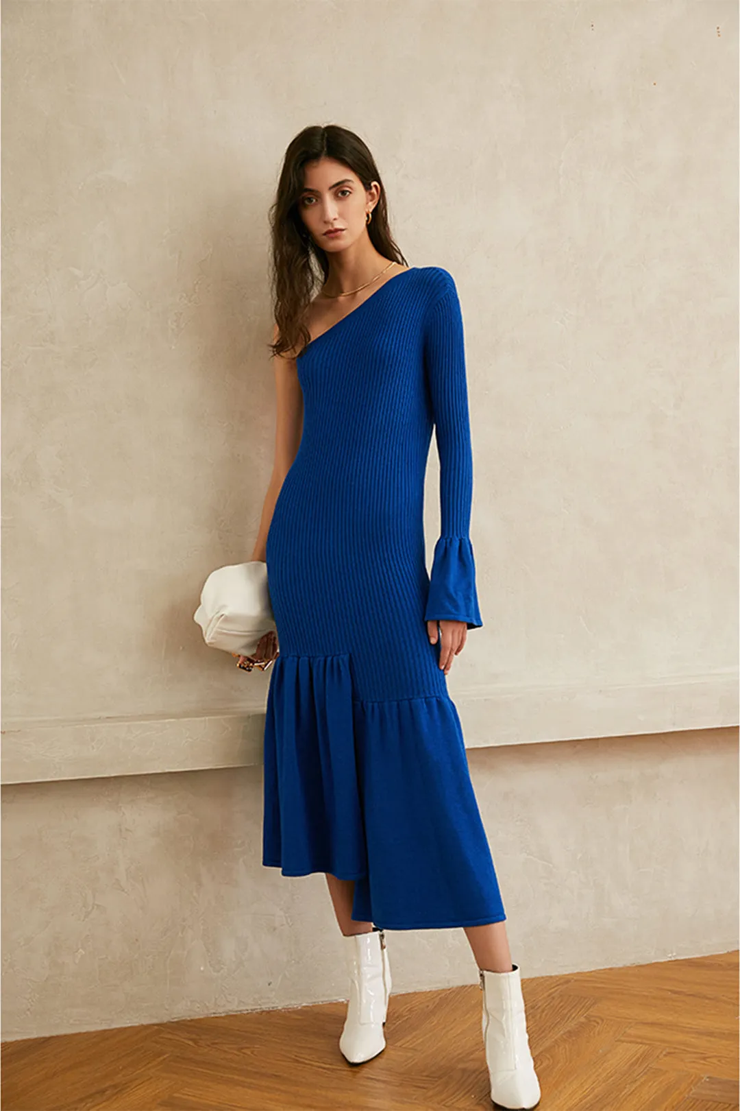 Diagonal shoulder knit dress | Concave knit dress | Galaxy blue knitted dress