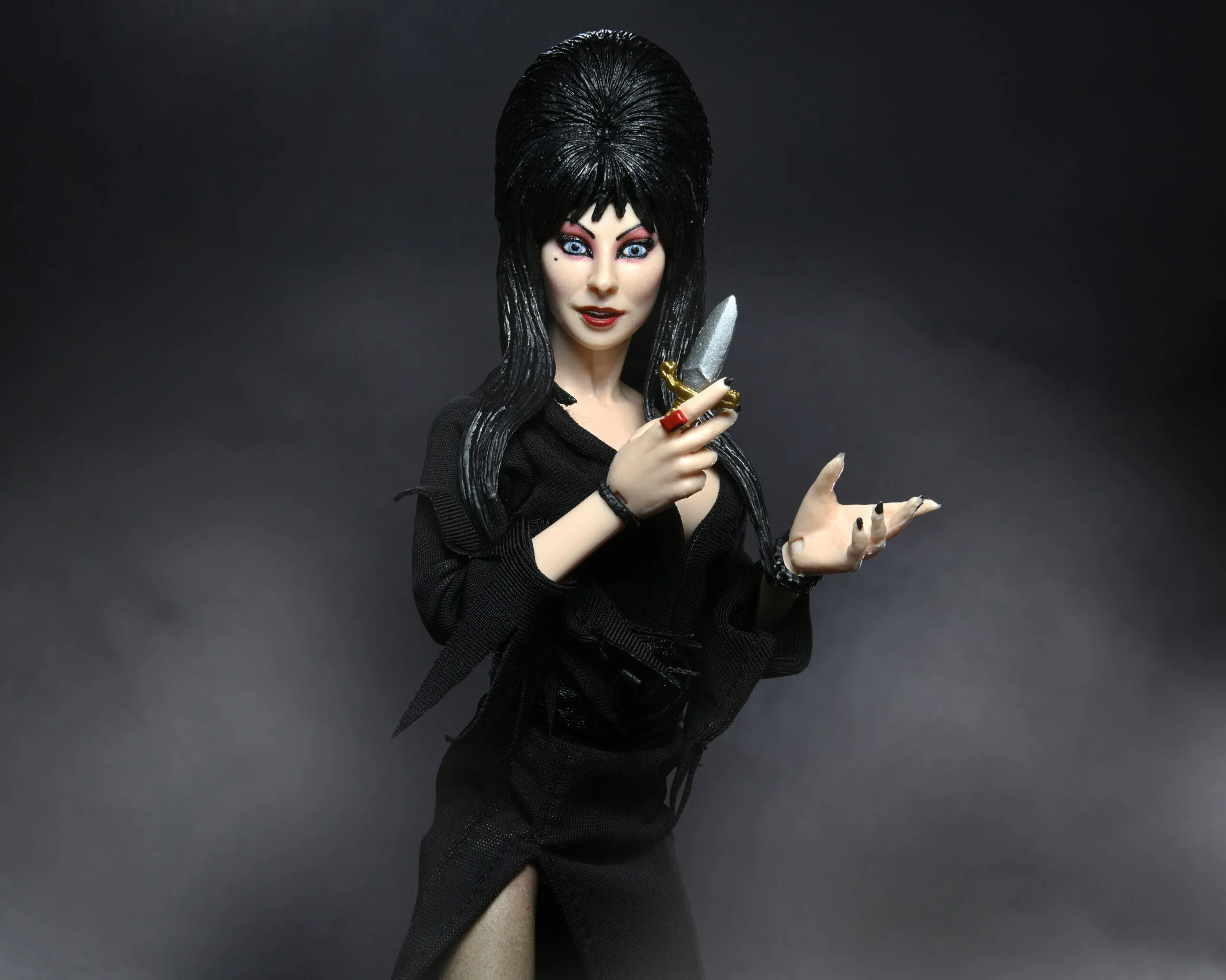 Elvira, Mistress of the Dark: Elvira 8-Inch Clothed Action Figure