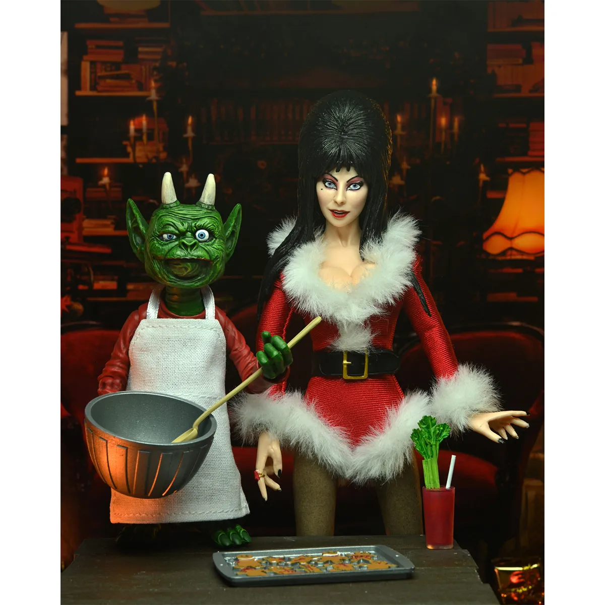 Elvira - Mistress of the Dark Elvira (Very Scary X-Mas) Deluxe 8-Inch Clothed Action Figure