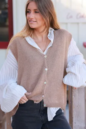 Gilet sans manches camel en maille boutons nacrés