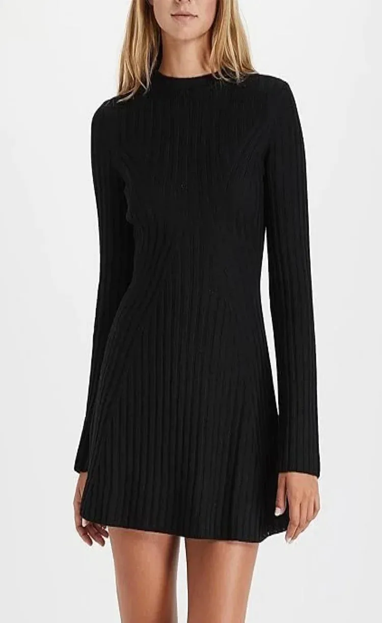 Karlina - Elegant and warm rib-knit dress