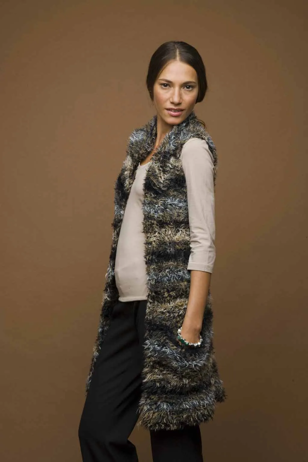 Knit Long Fuzzy Vest Pattern (Knit)