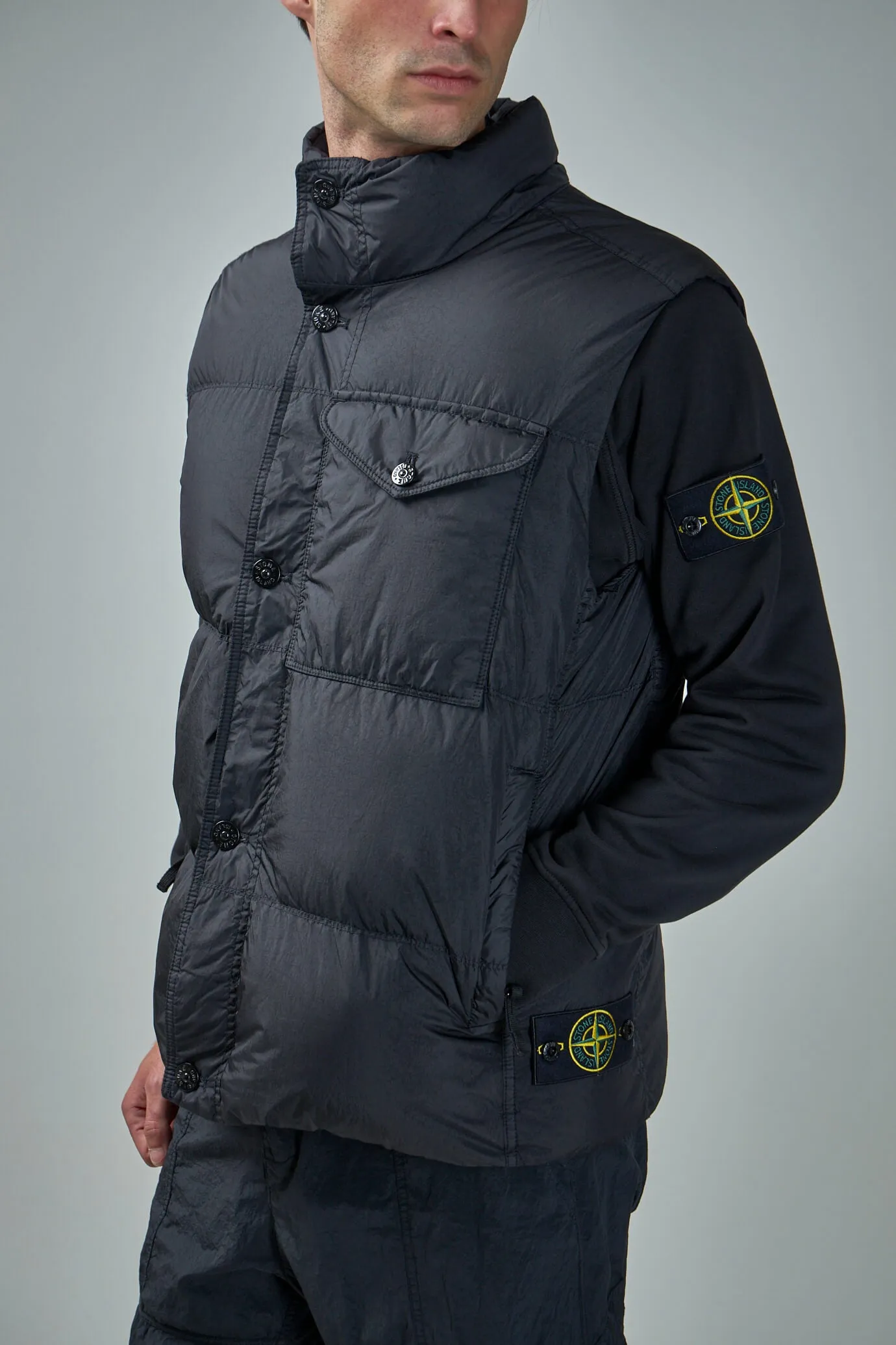 Logo-Appliquéd Webbing-Trimmed Quilted Shell Down Gilet