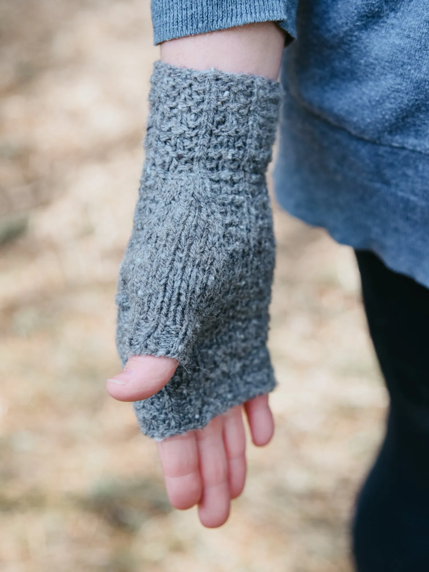 Matterhorn Mitts, Hat, and Scarf Set <br/><small>knitting pattern</small>