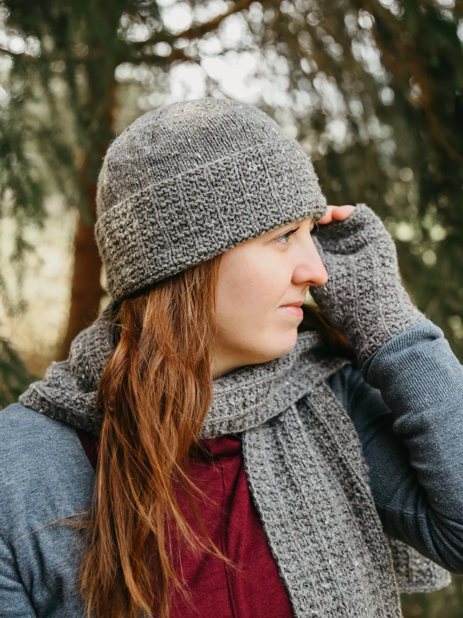 Matterhorn Mitts, Hat, and Scarf Set <br/><small>knitting pattern</small>