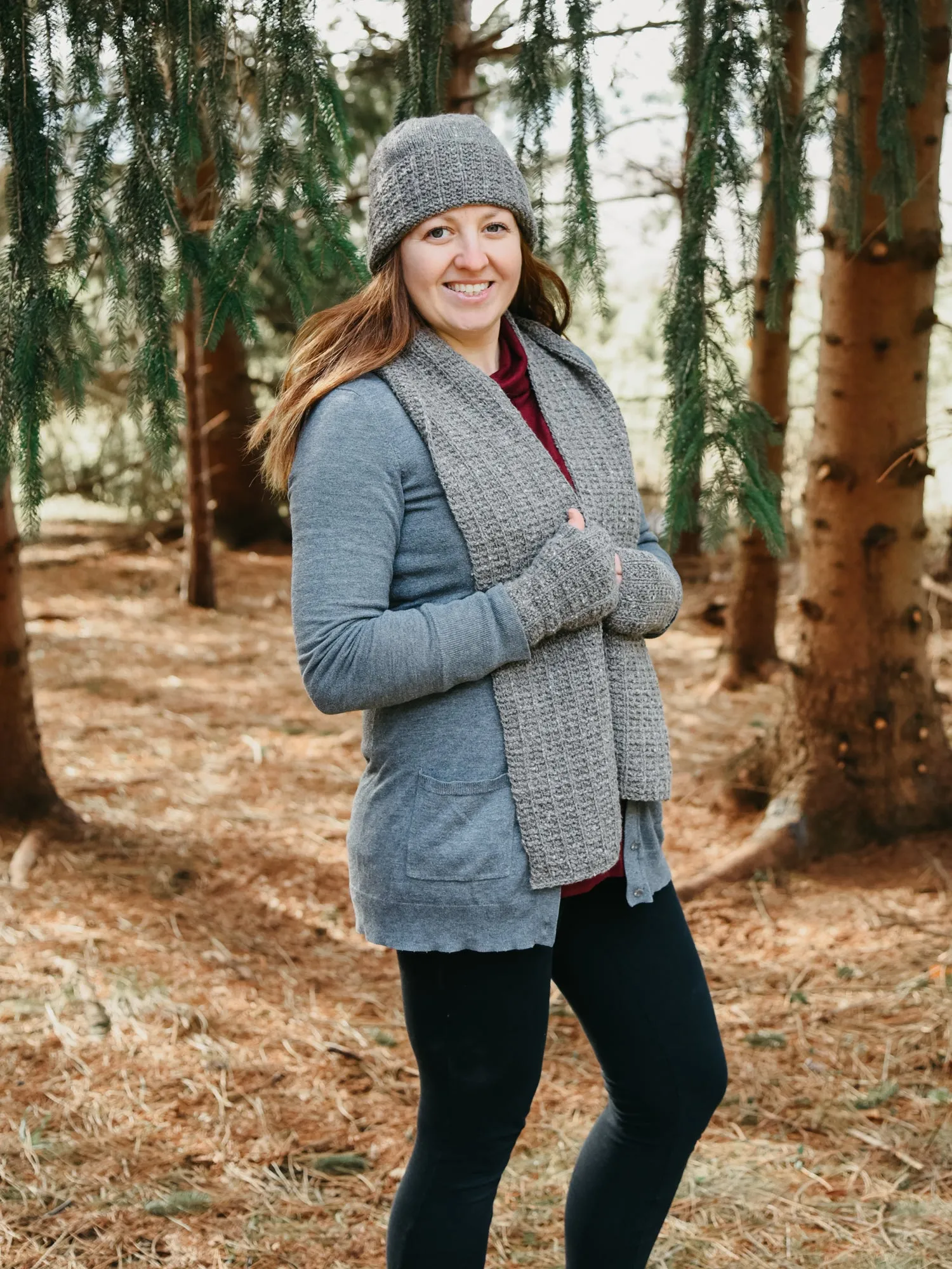 Matterhorn Mitts, Hat, and Scarf Set <br/><small>knitting pattern</small>