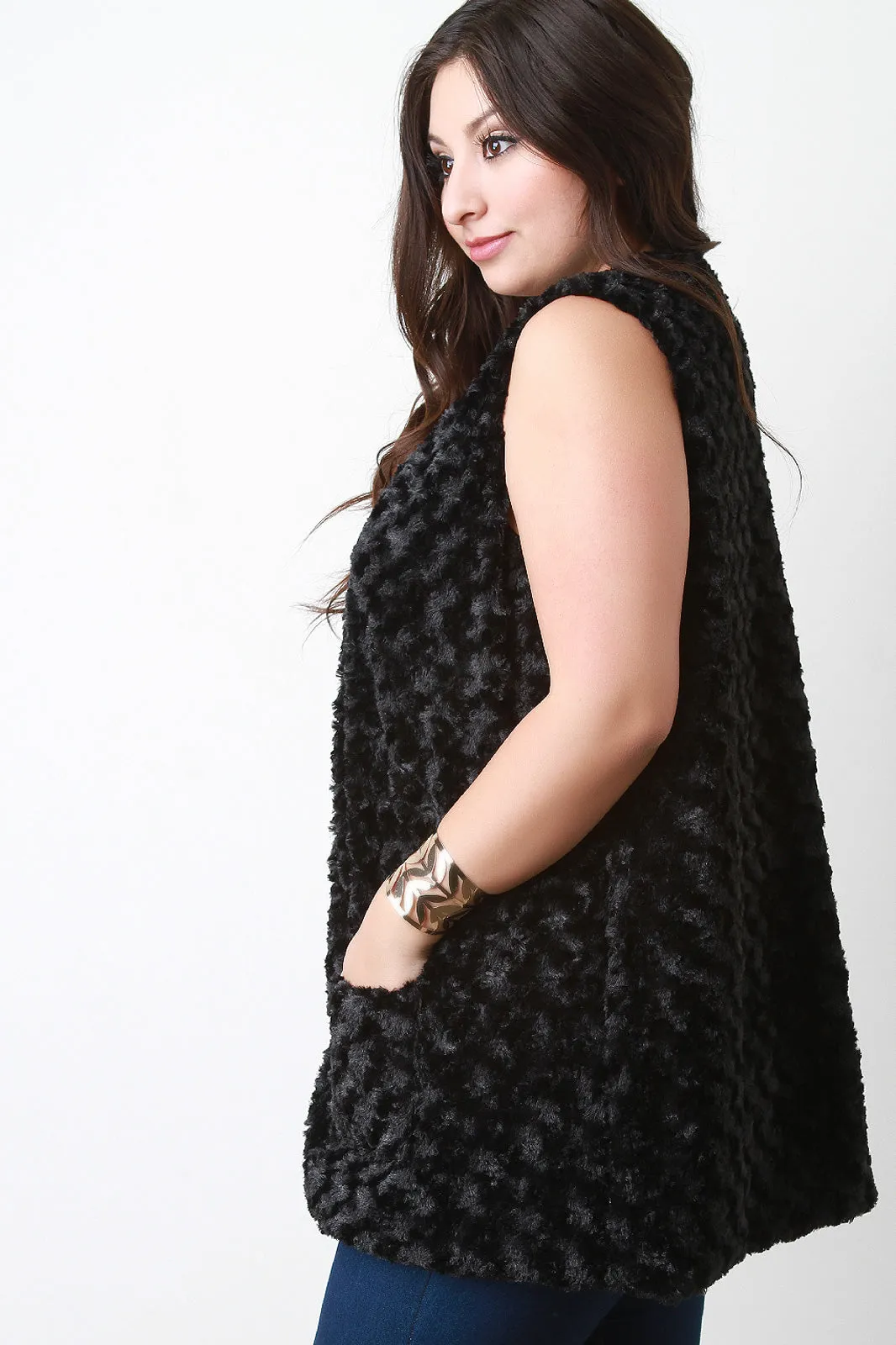 Swirled Faux Fur Vest