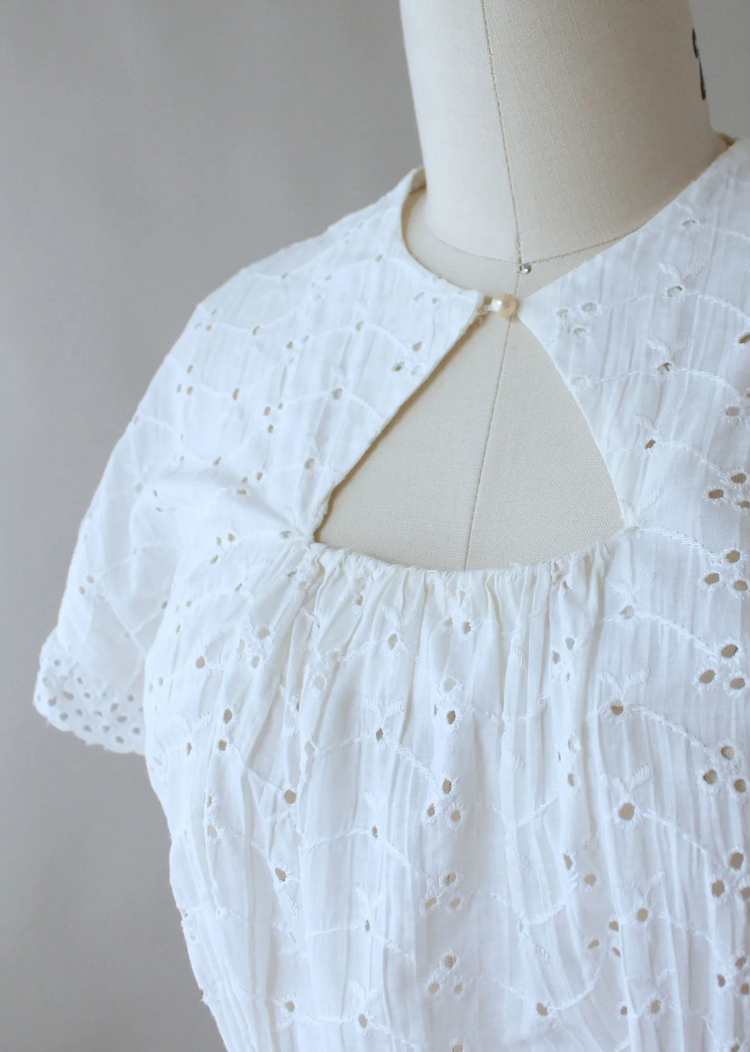 Vintage 1940s White Eyelet Summer Dress