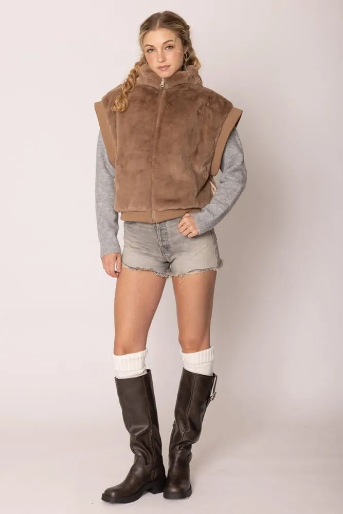 YCV420021 Faux Fur Rib Sleeve Vest